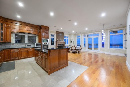 Photo 10 at 2420 Halston Court, Whitby Estates, West Vancouver
