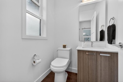 Photo 13 at 621 14th Street, Ambleside, West Vancouver
