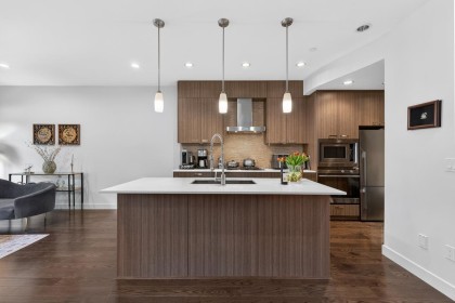 Photo 3 at 621 14th Street, Ambleside, West Vancouver