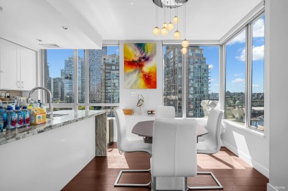 Photo 16 at 1202 - 1005 Beach Avenue, West End VW, Vancouver West