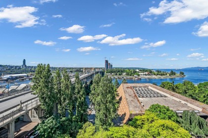 Photo 4 at 1202 - 1005 Beach Avenue, West End VW, Vancouver West