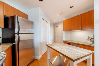 Photo 13 at 401 - 128 W 21st Street, Central Lonsdale, North Vancouver