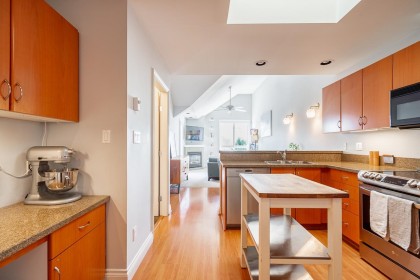 Photo 9 at 401 - 128 W 21st Street, Central Lonsdale, North Vancouver