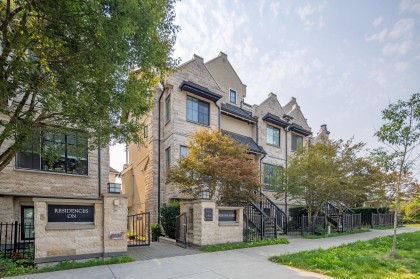 Photo 2 at 352 W 62nd Avenue, Marpole, Vancouver West