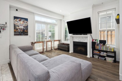 Photo 9 at 352 W 62nd Avenue, Marpole, Vancouver West