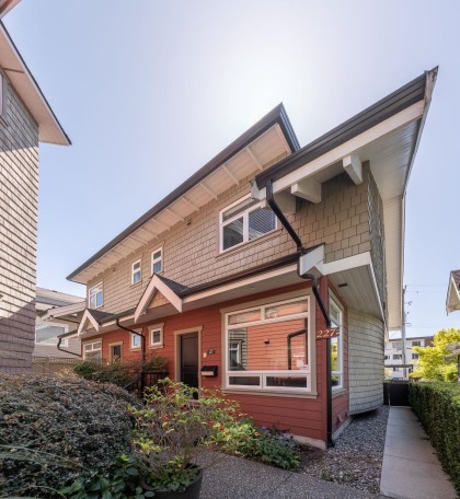Photo 3 at 227 E 17 Street, Central Lonsdale, North Vancouver