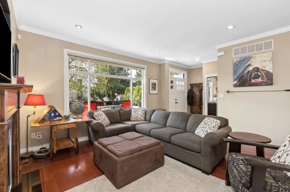 Photo 9 at 250 E 17th Street, Central Lonsdale, North Vancouver