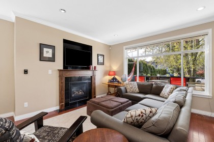 Photo 8 at 250 E 17th Street, Central Lonsdale, North Vancouver