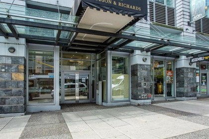 Photo 22 at 402 - 480 Robson Street, Downtown VW, Vancouver West