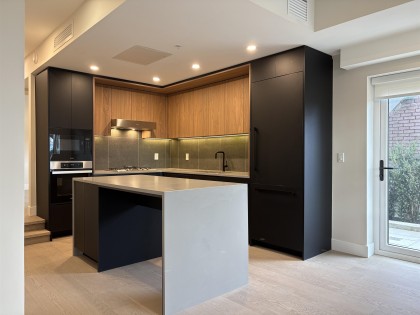 Photo 3 at 125 W 41st Avenue, Cambie, Vancouver West