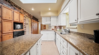 Photo 14 at 3537 W 31st Avenue, Dunbar, Vancouver West