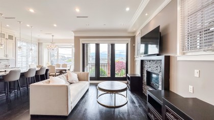 Photo 10 at 3941 W 11th Avenue, Point Grey, Vancouver West