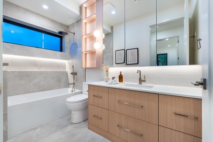 Photo 13 at 2 - 3345 W 13th Avenue, Kitsilano, Vancouver West