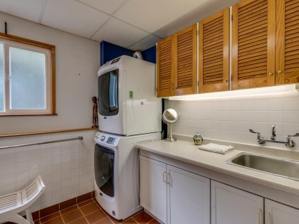 Photo 34 at 110 Oceanview Place, Lions Bay, West Vancouver