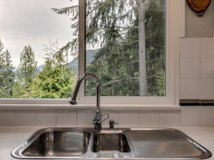 Photo 19 at 110 Oceanview Place, Lions Bay, West Vancouver