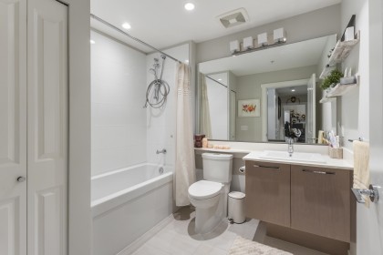 Photo 20 at 418 - 2651 Library Lane, Lynn Valley, North Vancouver