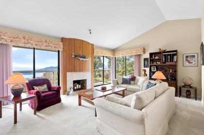 Photo 5 at 4724 Woodburn Court, Cypress Park Estates, West Vancouver