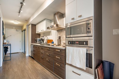 Photo 12 at 524 - 1783 Manitoba Street, False Creek, Vancouver West