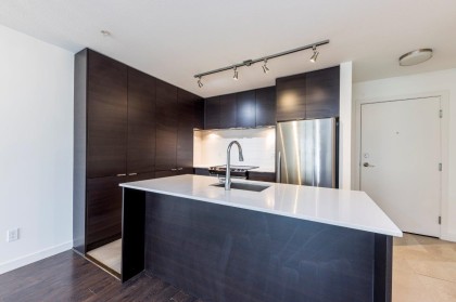 Photo 5 at 302 - 1677 Lloyd Avenue, Pemberton NV, North Vancouver