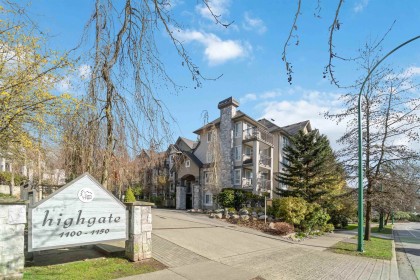 Photo 1 at 406 - 1150 E 29th Street, Lynn Valley, North Vancouver