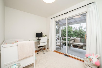 Photo 13 at 134 W 40th Avenue, Cambie, Vancouver West