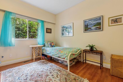 Photo 28 at 5607 Eagle Harbour Road, Eagle Harbour, West Vancouver