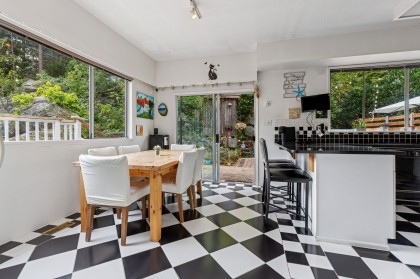 Photo 10 at 5607 Eagle Harbour Road, Eagle Harbour, West Vancouver