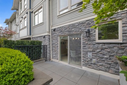 Photo 18 at 5 - 115 W Queens Road, Upper Lonsdale, North Vancouver