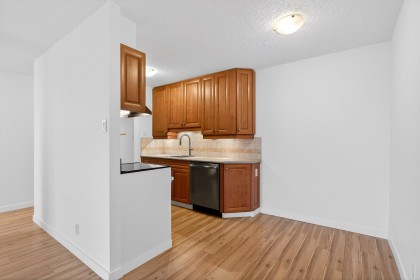 Photo 3 at 1306 - 2016 Fullerton Avenue, Pemberton NV, North Vancouver
