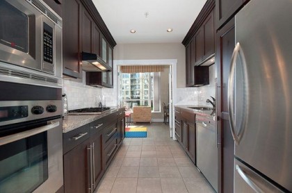 Photo 4 at 320 - 4685 Valley Drive, Vancouver West
