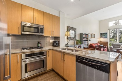 Photo 9 at 404 - 159 W 22nd Street, Central Lonsdale, North Vancouver