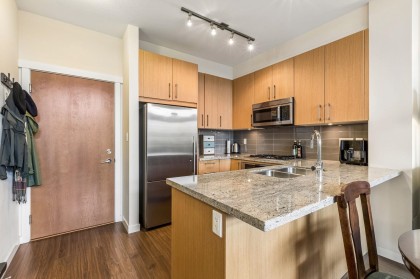 Photo 11 at 404 - 159 W 22nd Street, Central Lonsdale, North Vancouver
