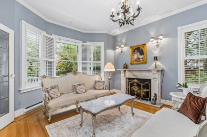 Photo 7 at 557 Lonsdale Avenue, Lower Lonsdale, North Vancouver