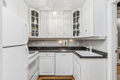 Photo 14 at 557 Lonsdale Avenue, Lower Lonsdale, North Vancouver