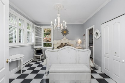 Photo 19 at 557 Lonsdale Avenue, Lower Lonsdale, North Vancouver