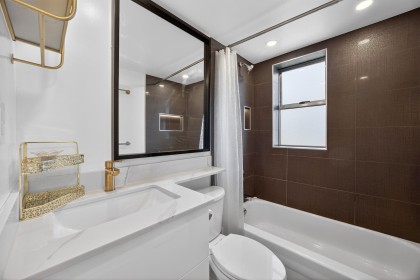 Photo 28 at 1404 - 150 24th Street, Dundarave, West Vancouver