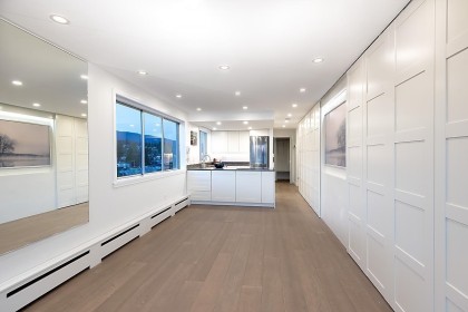 Photo 9 at 1404 - 150 24th Street, Dundarave, West Vancouver