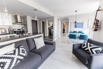 Photo 7 at 707 - 633 Abbott Street, Downtown VW, Vancouver West