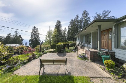 Photo 2 at 2657 Haywood Avenue, Dundarave, West Vancouver