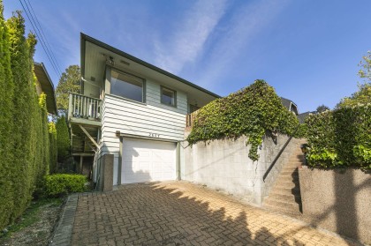 Photo 3 at 2657 Haywood Avenue, Dundarave, West Vancouver