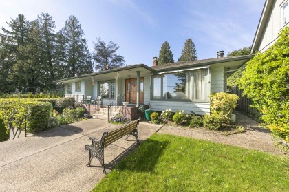 Photo 1 at 2657 Haywood Avenue, Dundarave, West Vancouver