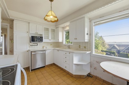 Photo 10 at 2657 Haywood Avenue, Dundarave, West Vancouver