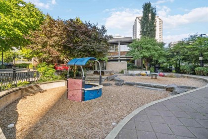 Photo 30 at 901 - 1320 Chesterfield Avenue, Central Lonsdale, North Vancouver