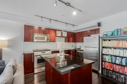 Photo 5 at 207 - 122 E 3rd Street, Lower Lonsdale, North Vancouver