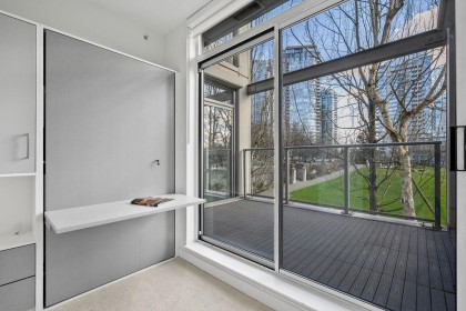 Photo 28 at TH105 - 638 Beach Crescent, Yaletown, Vancouver West