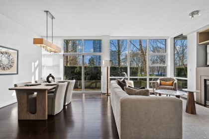 Photo 9 at TH105 - 638 Beach Crescent, Yaletown, Vancouver West