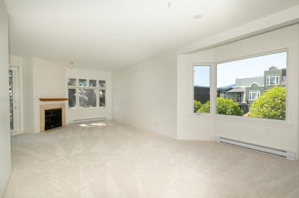 Photo 4 at 322 - 121 W 29 Street, Upper Lonsdale, North Vancouver