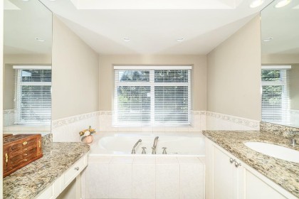 Photo 26 at 550 Keith Road, Park Royal, West Vancouver