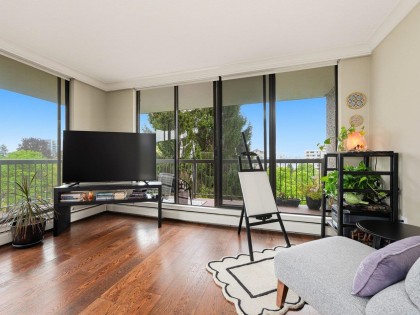 Photo 6 at 704 - 114 W Keith Road, Central Lonsdale, North Vancouver