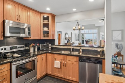 Photo 15 at 419 - 121 W 29th Street, Upper Lonsdale, North Vancouver